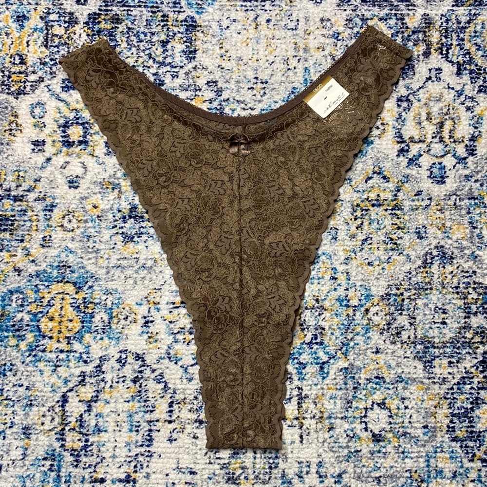 NWT Vintage Intimates by Lane Bryant Bronze Lace Bow Accent High Cut Thong 18/20 - Picture 1 of 9